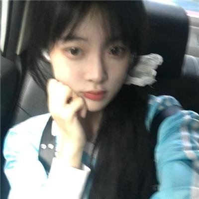 阳光小美女海报